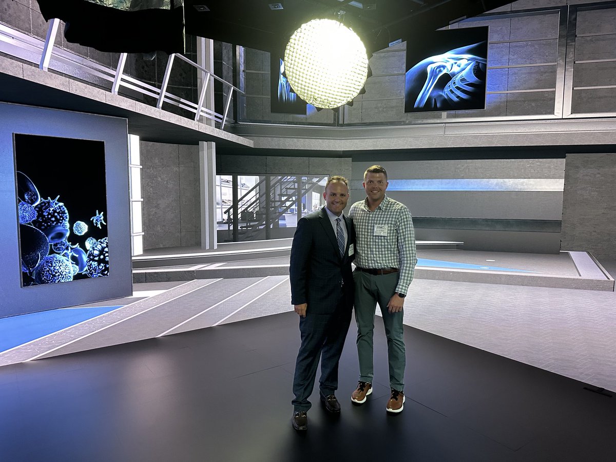 ChadLavenderMD's tweet photo. Great day in Naples studio X is amazing!! https://t.co/Di4K2El6Bh
