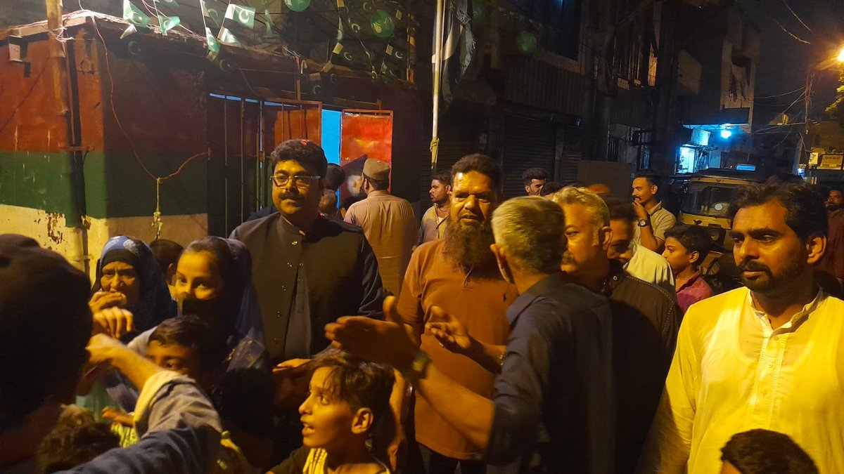 AliSuMiOfficial's tweet photo. 💚🤍"" جشن آزادی مبارک ""❤️💚🤍
🤍❤️💚"""" عشرہ آزادی """"❤️💚🤍
🎉برنس روڈ ٹاون ایم کیو ایم پاکستان 🎉
#UC27 #Ashra_e_Azadi
#MQMPakistanNayKarDikhaya
@KamalMQM @AnisMQM @DanishM190 @zakirusama @ImranKunwer
@AbdulRaoufK01 @farha_mehmood @RanchorlineT https://t.co/BxlN7f5vhN