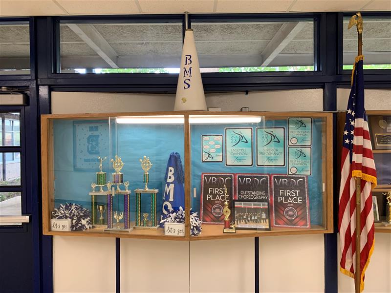 BurnetMS's tweet photo. Wow! Our amazing staff have worked so hard to create a warm and welcoming environment. Thank you! #sailingtheworld #anchoredinexcellence https://t.co/5vZxxmJouz