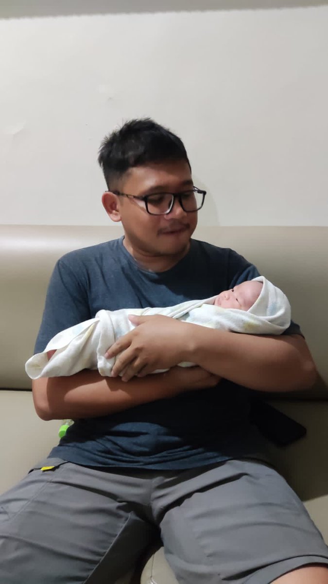 RAZERS08's tweet photo. Kompilasi, Salwa H+1 Hari, Salwa H+1 Bulan, Salwa H+ 2 Bulan. Semoga menjadi anak yg sholehah, bermanfaat buat sekitar, memiliki hati seluas samudra, rendah hati dan terhindar dari sifat iri dan dengki. Amin ya Robbal Alamin https://t.co/gAdf3I8t0Z