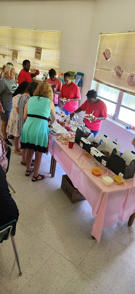 South Daytona Elem tweet media