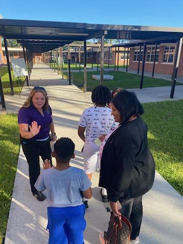 South Daytona Elem tweet media