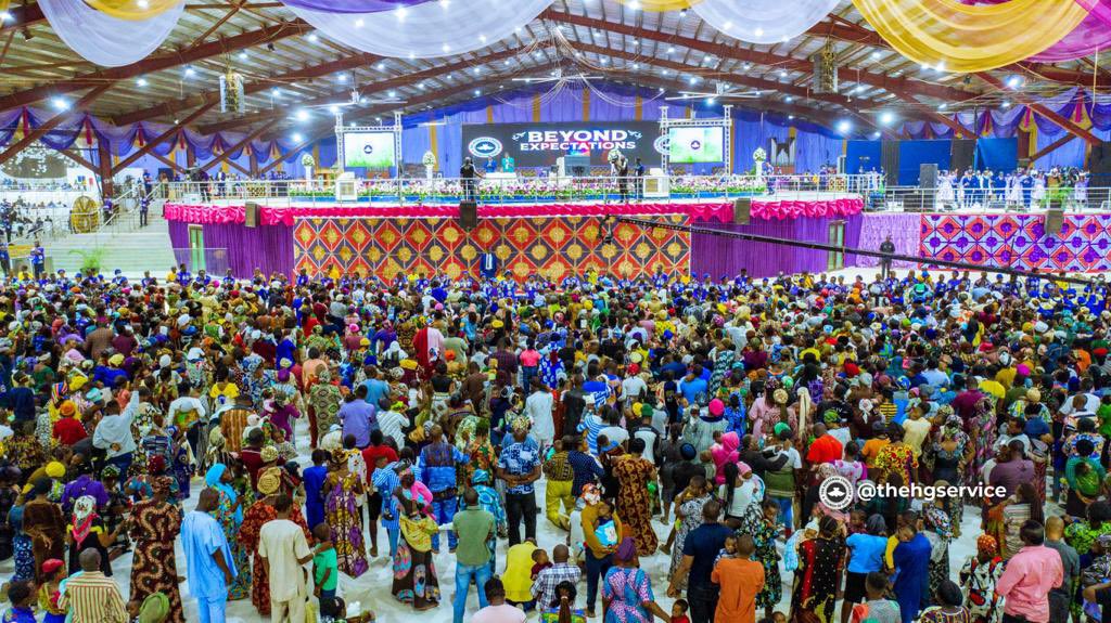 rccghq's tweet photo. JOYFUL FAMILIES! 
MARVELOUS GOD!! https://t.co/M1Mx5I4tVK