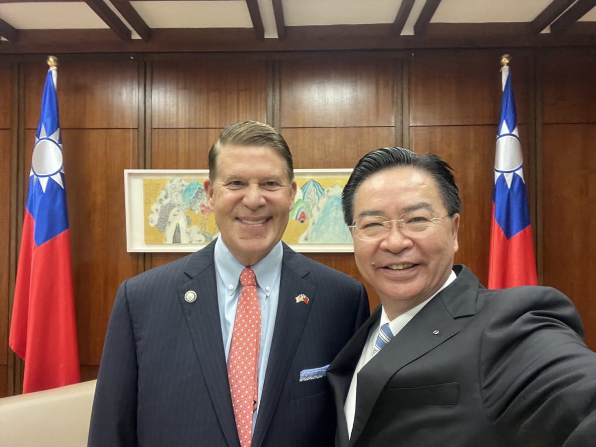 MOFA_Taiwan's tweet photo. Shared values of freedom, democracy &amp; the rule of law brought us closely together, &amp; got both of us proudly sanctioned by the #PRC. I’ll continue to work with @KeithJKrach to advance the shared interests of clean networks &amp; technology, free from communism. JW https://t.co/li7M86IV0p