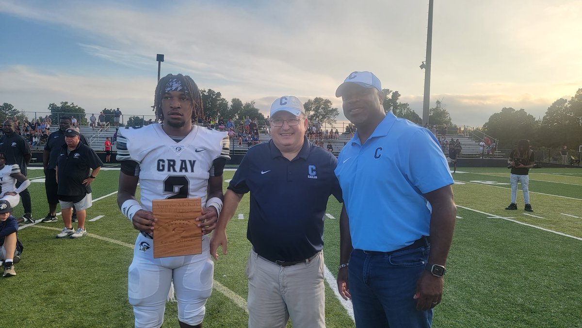 LouatTheState's tweet photo. Offensive and Defensive Players of game
Zai Offord
Kaine Williams 
Brady Albro
Griffin Burns
Gavin Stam
@graycafootball 
@ChapinEagle https://t.co/5CXYCJmUrP