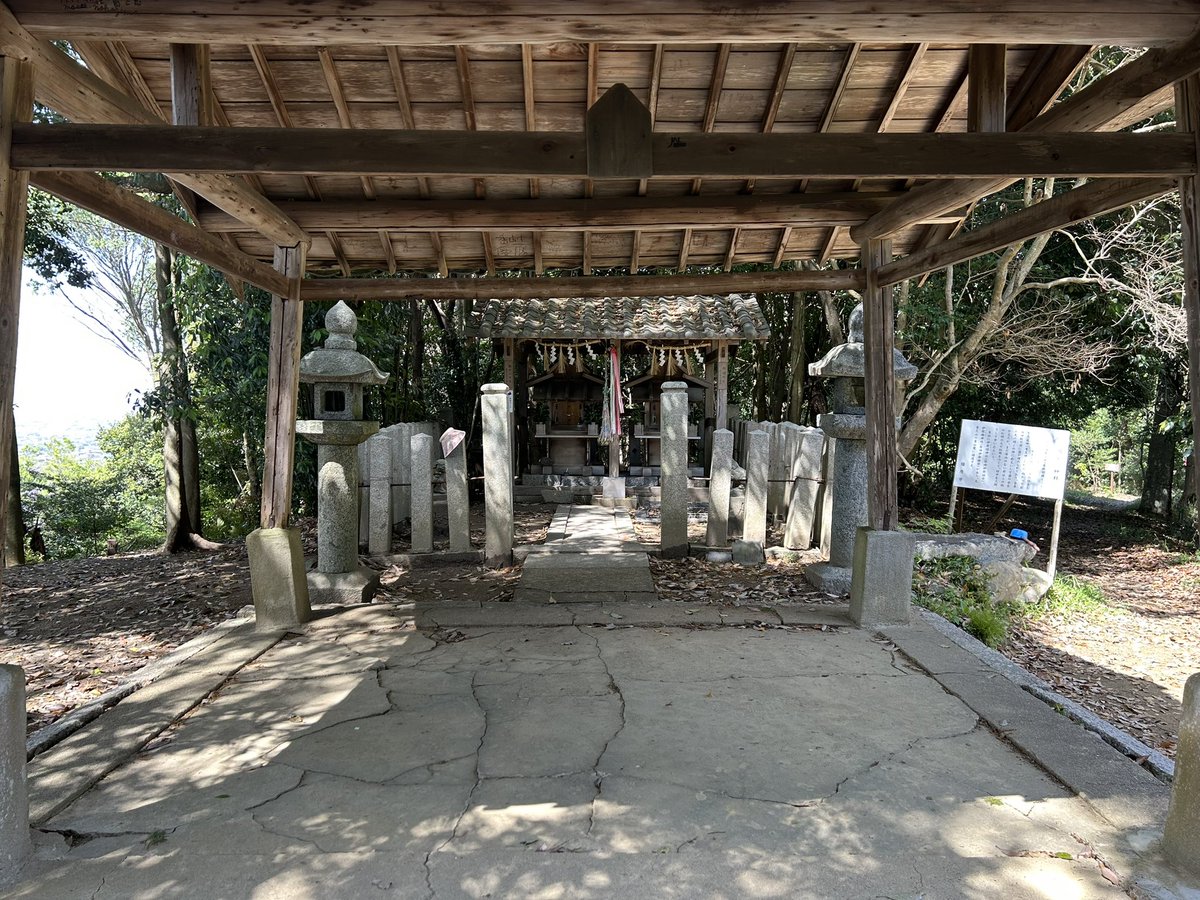 「おはようございます  漫画『りりす』 お盆休みは奈良県へ現地散策 讃岐神社を目的」|月島彩太 漫画『りりす』32項月刊連載次回第10話8/18公開のイラスト