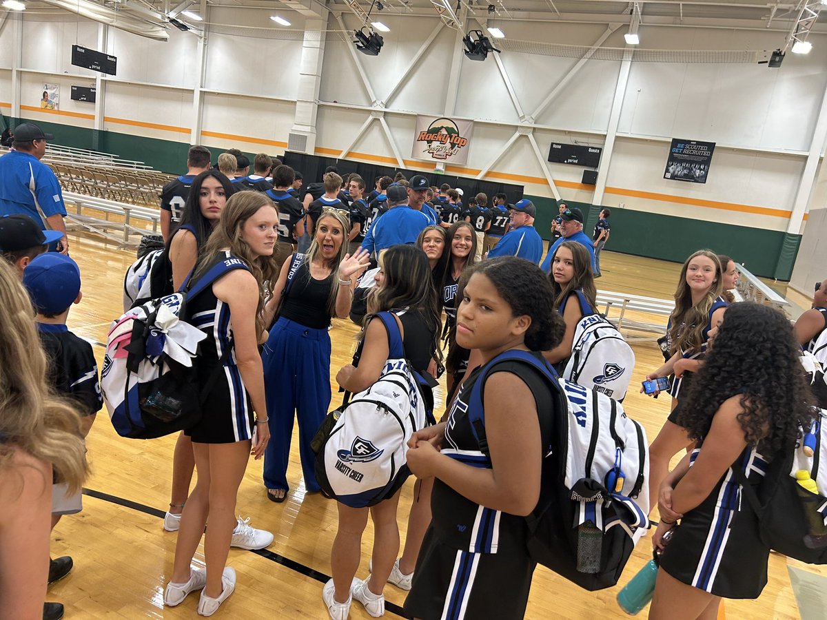 🏈🎉💙🩶🖤Exciting times here @ the Opening Ceremony of the Black Bear Brawl in Gatlinburg, TN. The Georgia Force is ready to battle the Cabbarus Stallions in this season opener 2morrow. Go FORCE!!!
Fall 🏈🏈 is finally here!!  <a href="/8ManExtreme/">8-Man Extreme</a> <a href="/GatlinburgBowl/">Gatlinburg All American Series</a> #speedwerkzgatlinburg