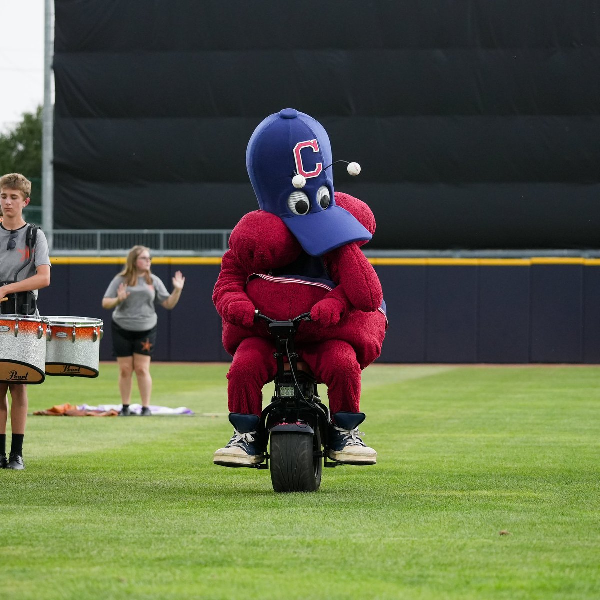 LCCaptains's tweet photo. Before there was @CavsMoondog 
Before there was @SliderTheMascot 
Before there was Chomps

There was only the Bug. 

#BugIsBack https://t.co/xlY7yofL9q