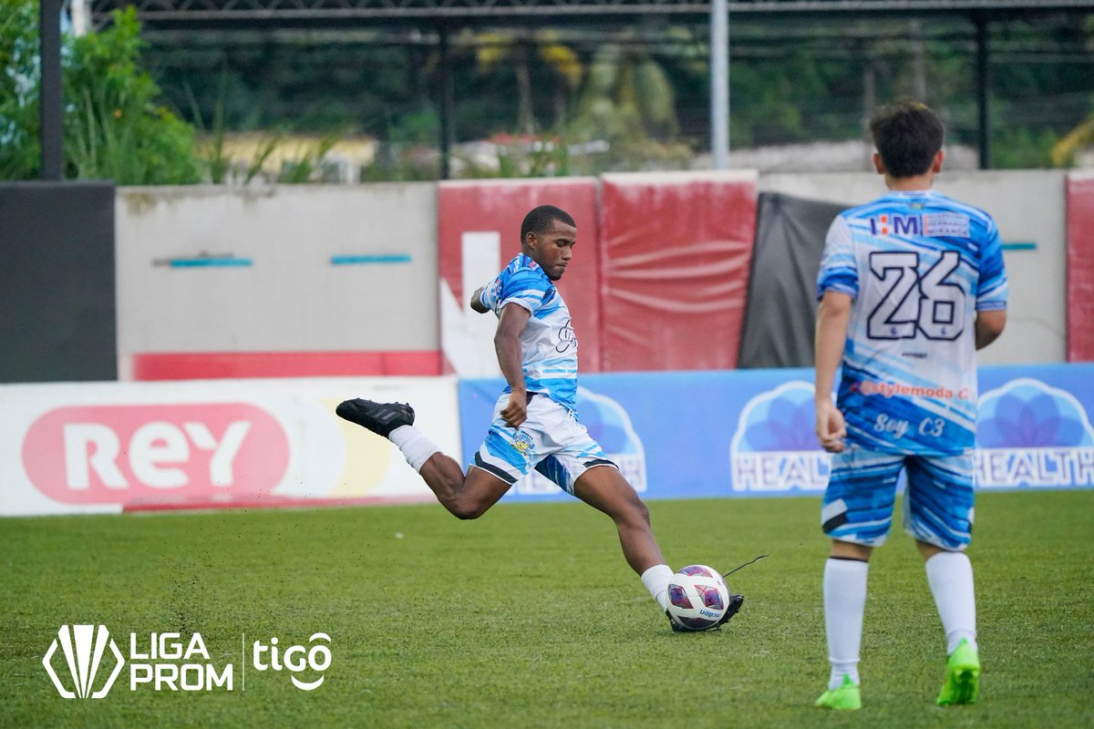 <a href="/sportingsmfc/">Sporting SM F.C.</a> <a href="/TigoSportsPA/">Tigo Sports PA</a> <a href="/colonc3fc/">Colon C 3</a> ¡FINALIZA EL PARTIDO! 

SSM 3⃣-2⃣ CC3

⚽⚽ Adán Henricks (SSM)
⚽ Gustavo Herrera (SSM)
⚽ Alejandro Ferrera (CC3)
⚽ Ricardo Murgas (CC3)

📌 J4 - CL2023 
🏟 Los Andes
📺 <a href="/TigoSportsPA/">Tigo Sports PA</a> (370 SD y 1370 HD)

#JuegaSinLímites