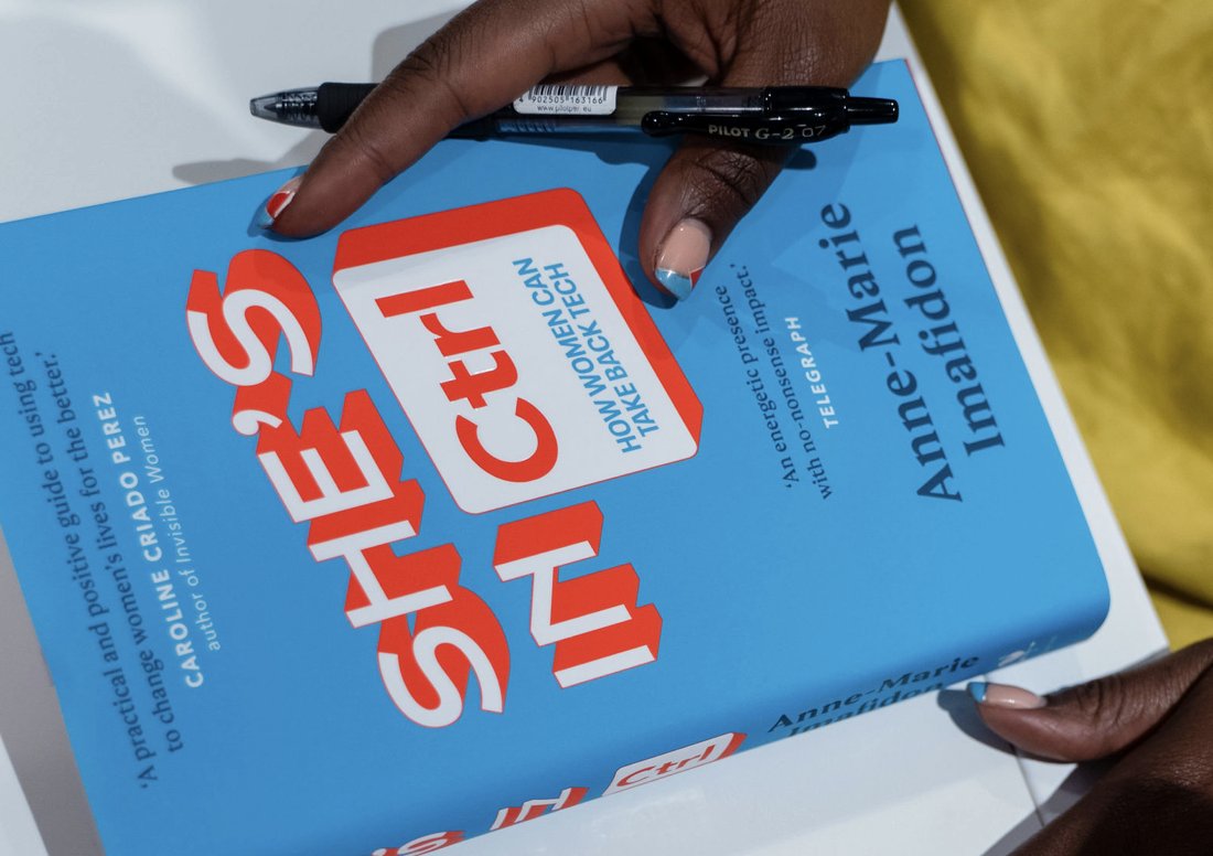 aimafidon's tweet photo. Midweek check-in. How have you been #TakingCTRL recently? Share below 📚👇🏾 #WomenInSTEM #ShesInCTRL https://t.co/CfidcH6xah