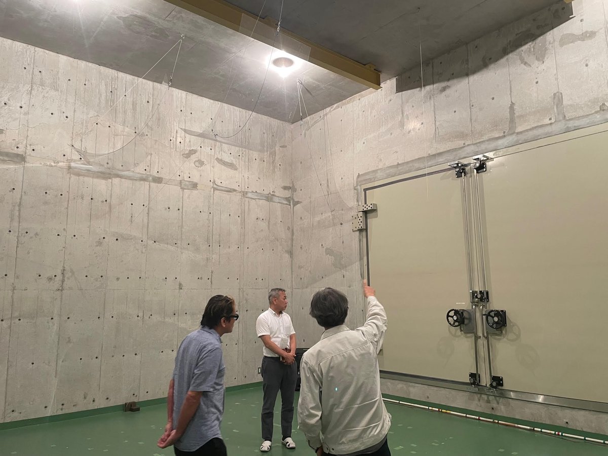 SoundOne_net's tweet photo. FTRさま、invisiさまとの共創のスタートして
小野測器音響棟をご見学いただきました（9日）。
その後の場で、刺さる話が多重反射し、
濃く熱い議論が、まだ残響してます！ https://t.co/AIZbSd3vn6