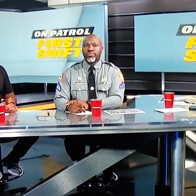 MrKingCoop's tweet photo. #MikeBryant Just in chill mode right now #OPLive #OPNation #OnPatrolNation he's probably thinking "finally a weekend off where I don't have to take crazy calls." https://t.co/PHvjjLS7ot