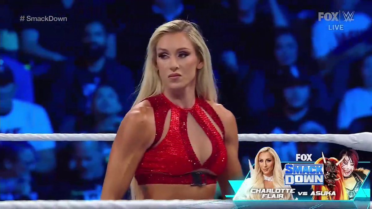CFlairdotcom's tweet photo. #CharlotteFlair #TheQueen #WWE #Smackdown https://t.co/6kkTmYL7di