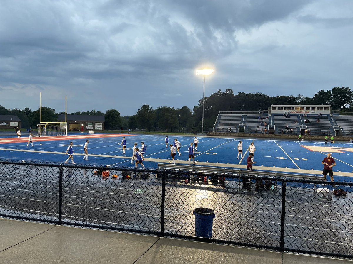 rbc7981's tweet photo. Southeast HS Boys Soccer is up 2-1 at half! https://t.co/uzSNvXEOTI