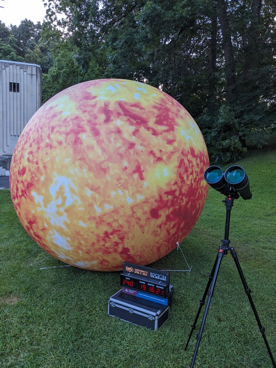 ROCSolarEclipse's tweet photo. That's no moon...nor a space station. We're all set up for Movies in the Park: Rogue One at Highland Bowl. #roc #roceclipse https://t.co/aGfWaBmVka