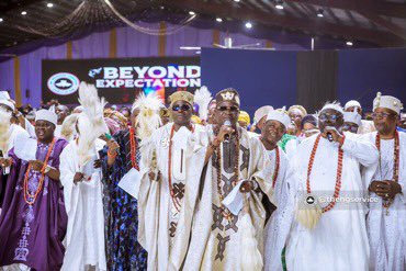 rccghq's tweet image. A group of Royal Fathers and Traditional Rulers from across various parts of the country, worshipped God where they paid homage to the King of kings with eulogies and songs of worship. 

Day 5
Holy Ghost Service
71st Annual Convention
#BeyondExpectations
#RCCG