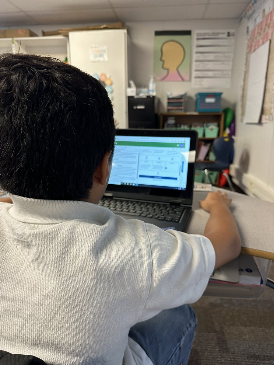 lponce_PHE's tweet image. We like to make learning fun by working together! These two weeks have been great. #rootbeerfloats #writeable #placevalue #fourthgrade #MissionIsPossible