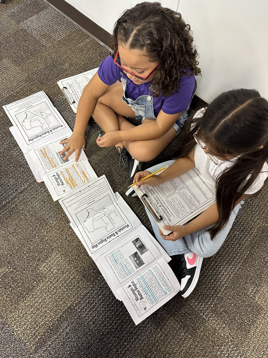 lponce_PHE's tweet image. We like to make learning fun by working together! These two weeks have been great. #rootbeerfloats #writeable #placevalue #fourthgrade #MissionIsPossible