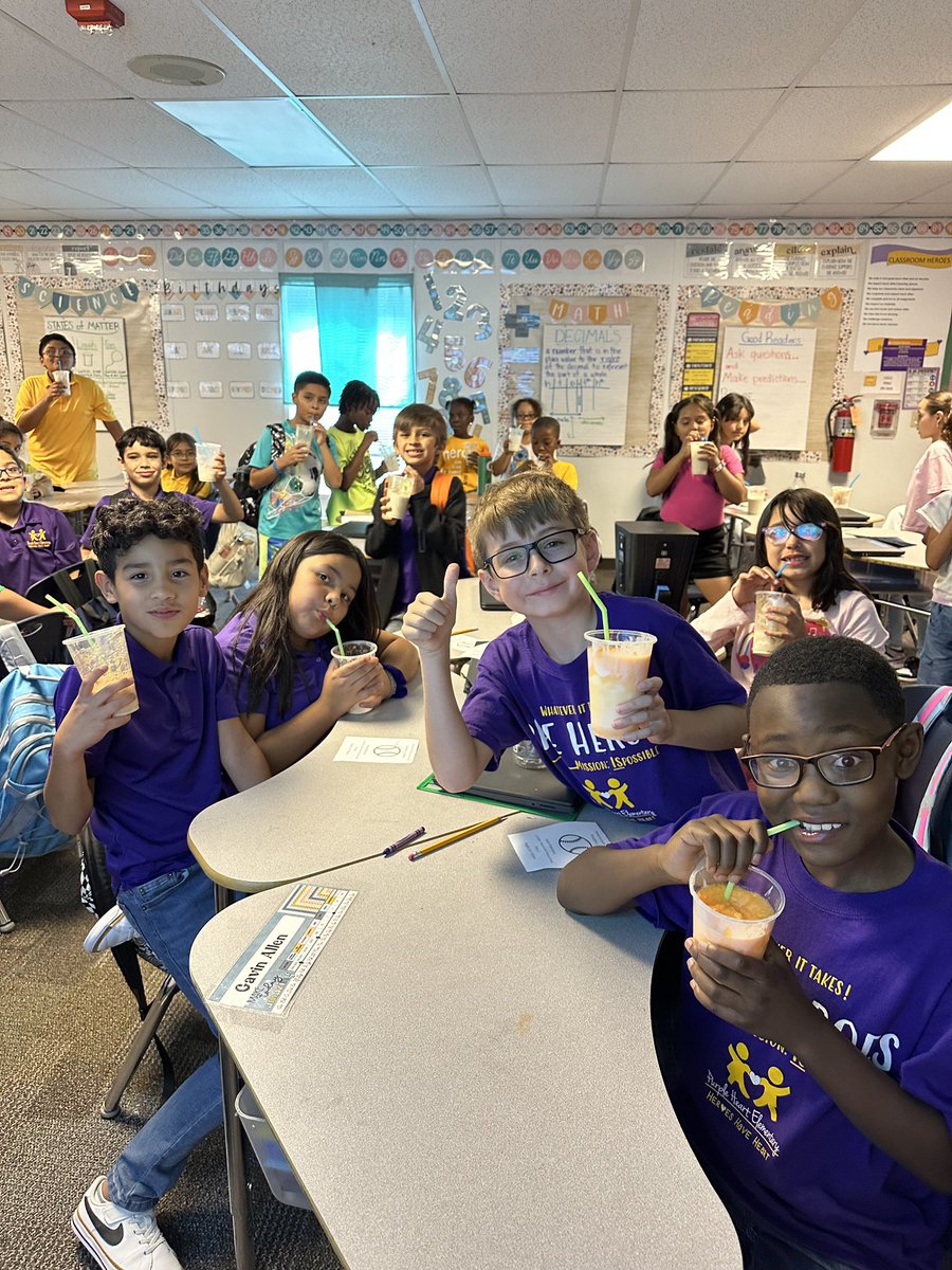 lponce_PHE's tweet image. We like to make learning fun by working together! These two weeks have been great. #rootbeerfloats #writeable #placevalue #fourthgrade #MissionIsPossible