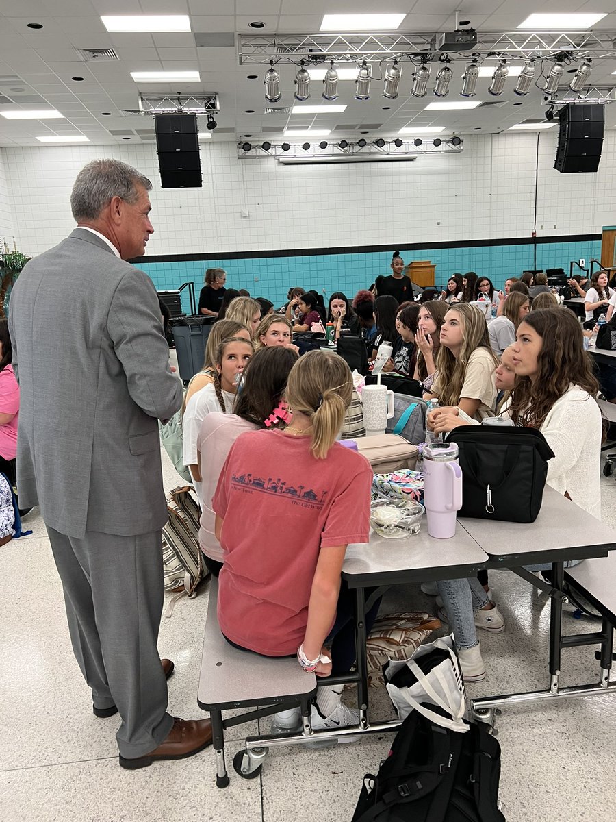 BDS_Supt's tweet photo. Amazing staff and students at Surfside Middle School. Our sharks are hungry for academic success and I’m excited to see what they accomplish. @BayDistSchools https://t.co/qM7YkoNpVK