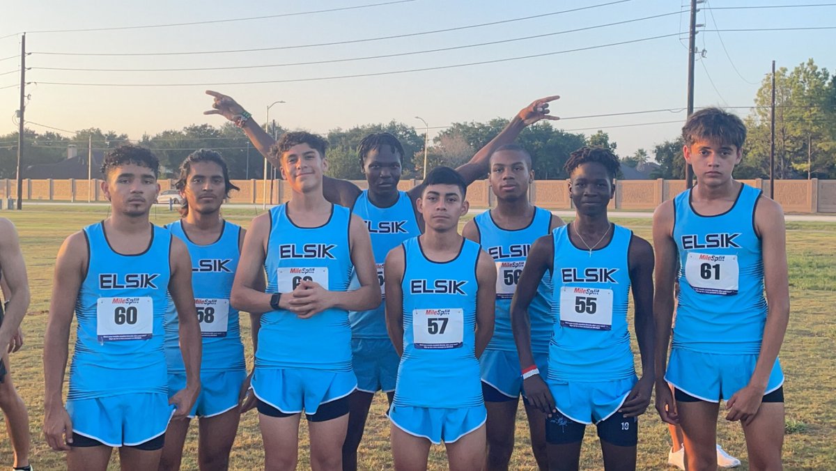 ElsikXC_Track's tweet photo. Mighty Ram Varsity Boys finished 3rd as a team today. 

Hard work pays off!! 

Love the results!! https://t.co/BzbOC153oK