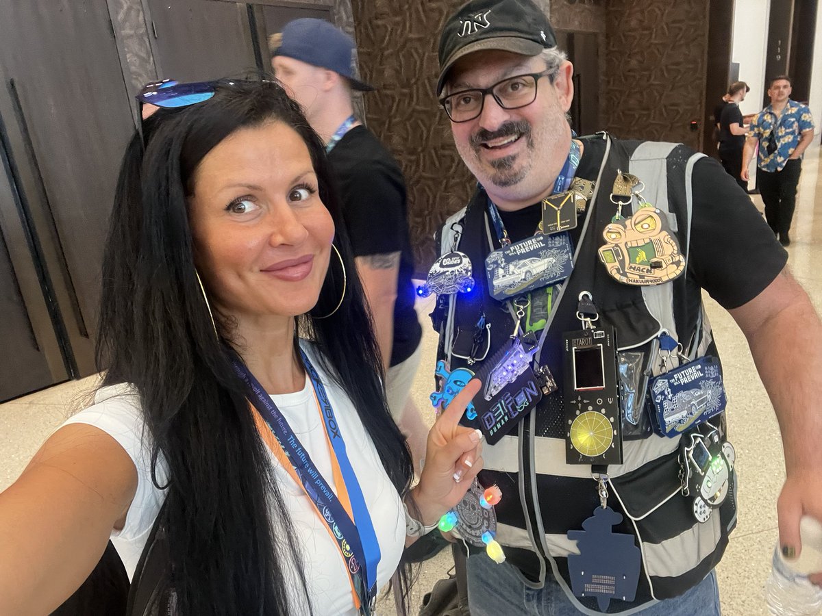the definition of #badgelife <a href="/alt_bier/">alt_bier</a> #defcon #DEFCON31