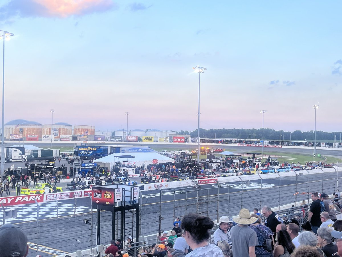 Truck Night In America!!!! Trucks are almost lined up and ready to go on pit road! I remember watching this race with <a href="/daletanhardt/">dale tanhardt</a> and <a href="/GarageGuyChase/">Chase Holden</a> and running in excitement when Grant Enfinger won last year. Enfinger B2B as my only outright and Crafton over Riggs H2H.