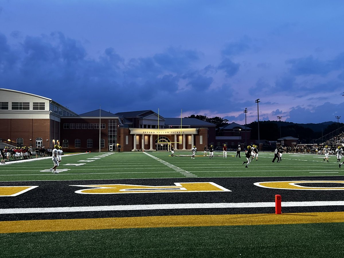 Football is here! #GoBigO! #oxfordpd @OHSJackets1 @OldGoldFB