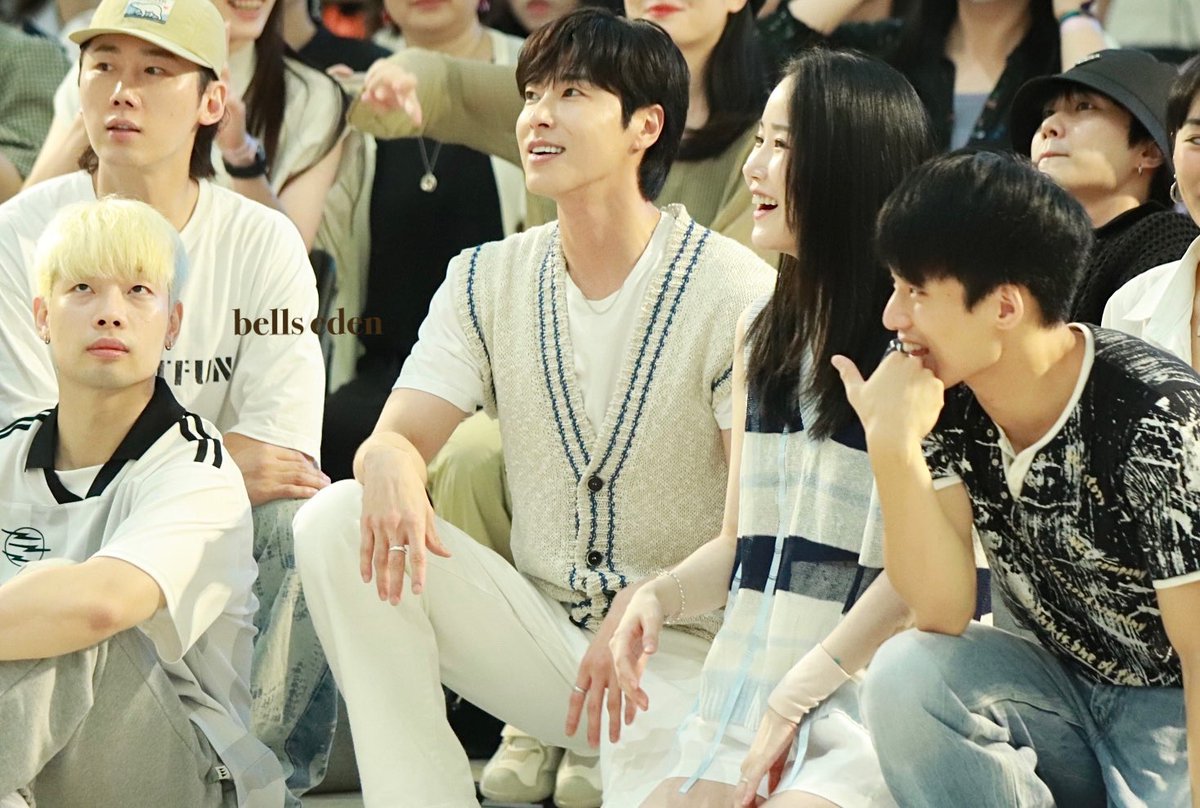 🎪BELLS EDEN 🎪/ 🌸🔔 tweet media