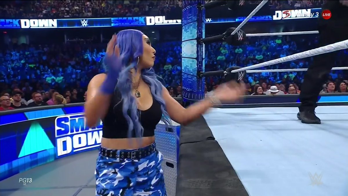 SDevilleLive's tweet photo. Michin @MiaYim #Smackdown https://t.co/3CrOryhM3R