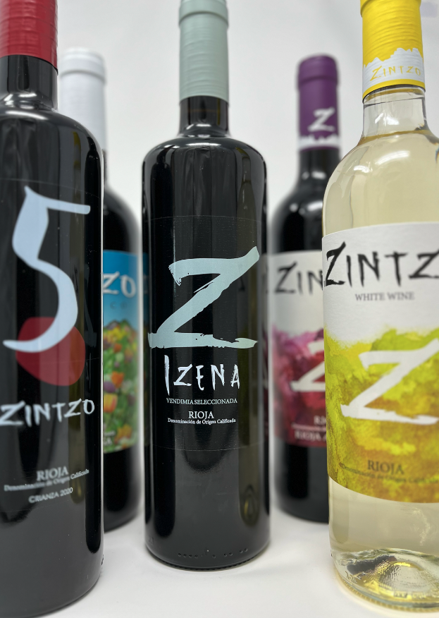 BodegasZintzo's tweet photo. ¿Conoces cada uno de nuestros vinos?🍷🤔 Entra en nuestra web y descubre su método de elaboración, sus notas de cata y cómo recomendamos servirlo.😉
👉 https://t.co/zdgfVQpmNv
#BodegasZintzo #Laguardia #riojaalavesa #zintzo #vino #vinoblanco #crianza #vinodeautor #vinoecologico https://t.co/Yob0tAkuXP