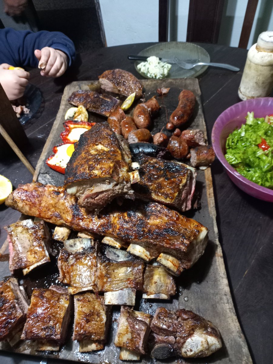 maxxibela's tweet photo. Para festejar los 25!!! 😂 https://t.co/CcOXObi6iC