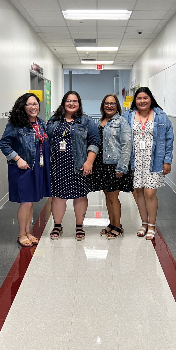 4th grade is ready to make new discoveries with our leaders for the new school year! #ABSdiscovers #ExpeditionExceLLence