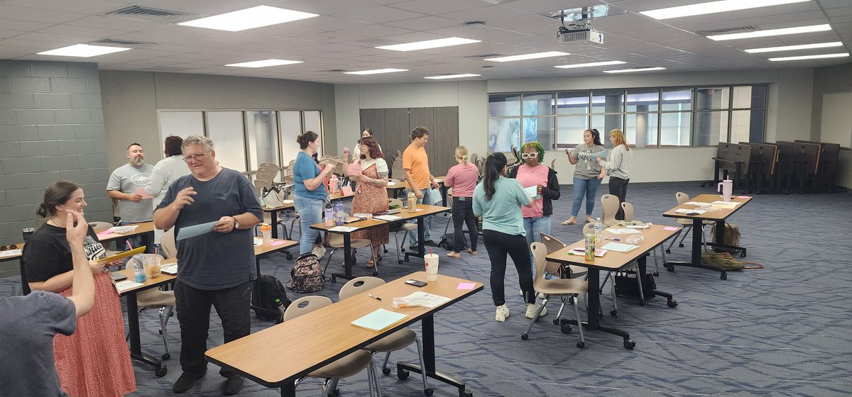 _MrsOwens's tweet photo. Had a great time presenting to our staff @HaskettJH today on Action Based Learning and why it is so important! Thank you all for attending my session! Exercise Grows Brain Cells 🧠❤️ @BYoungHJH #wearehaskett #actionbasedlearning #exercisegrowsbraincells https://t.co/E85USgmZ7B