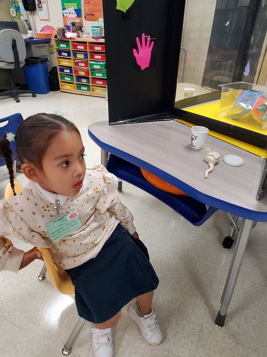 LitEaglesMaker's tweet photo. PK3 STUDENTS creating a mouse on their 1st day in MakerSpace https://t.co/uimTUtPFQt