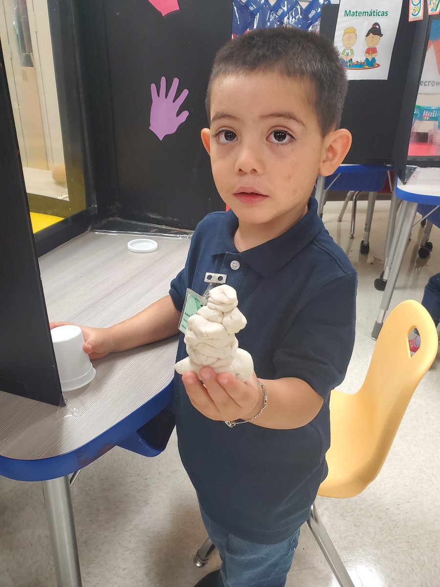 LitEaglesMaker's tweet photo. PK3 STUDENTS creating a mouse on their 1st day in MakerSpace https://t.co/uimTUtPFQt