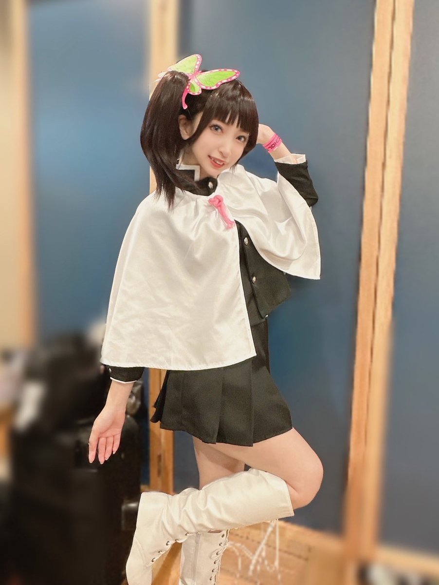 KAVR-310 [Vr] A playhood Friend's Hot Cheeks And An Unc