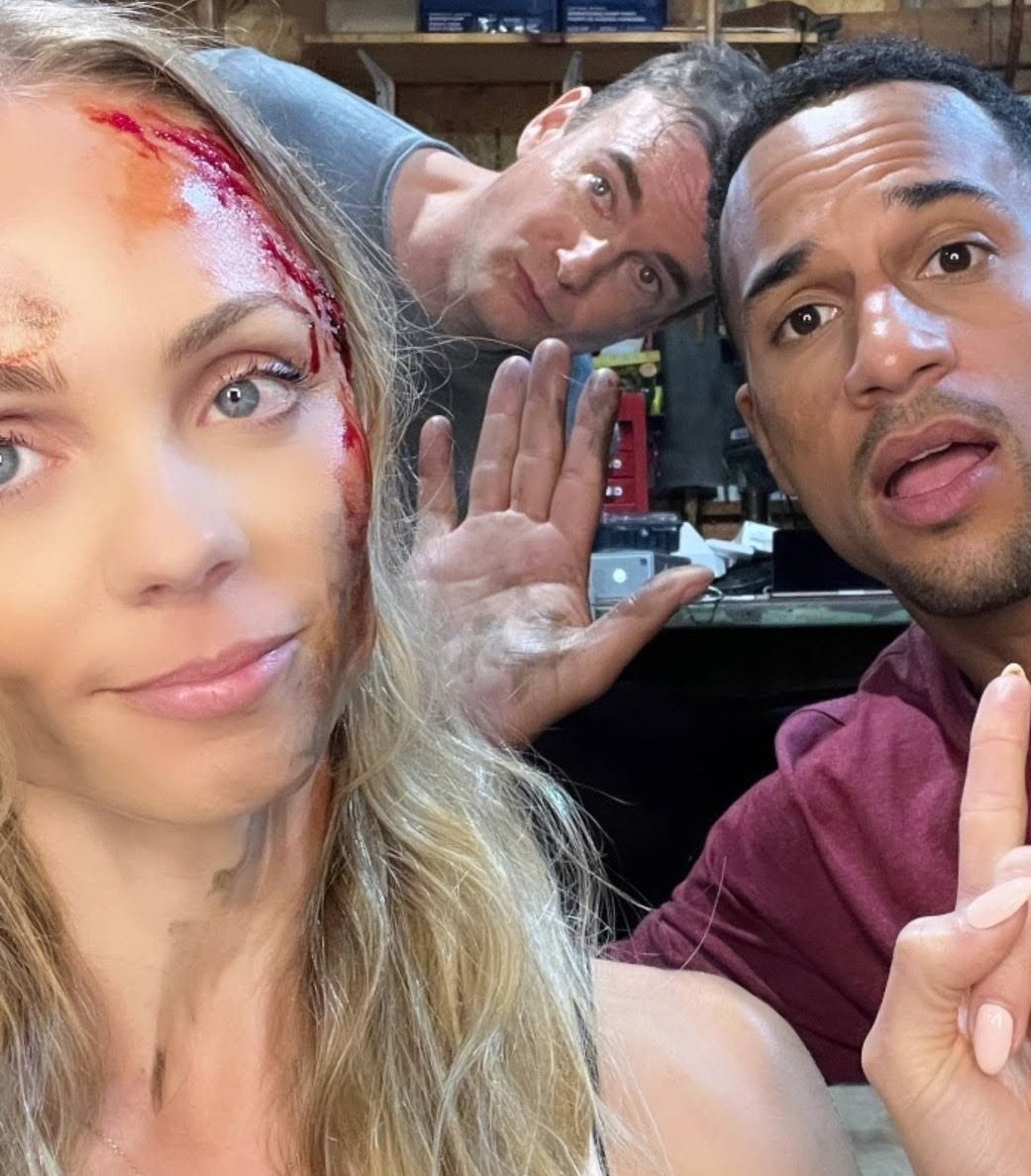 Wolf_Pack_Pride's tweet photo. 🐺❤🎬We're super pumped for #KillVictoria (&amp; its mini pack reunion too!)  #WPP4Ever @Vandiekins22 @Michael_ProfX #Bitten 📷: Laura V https://t.co/nSt43xp74m