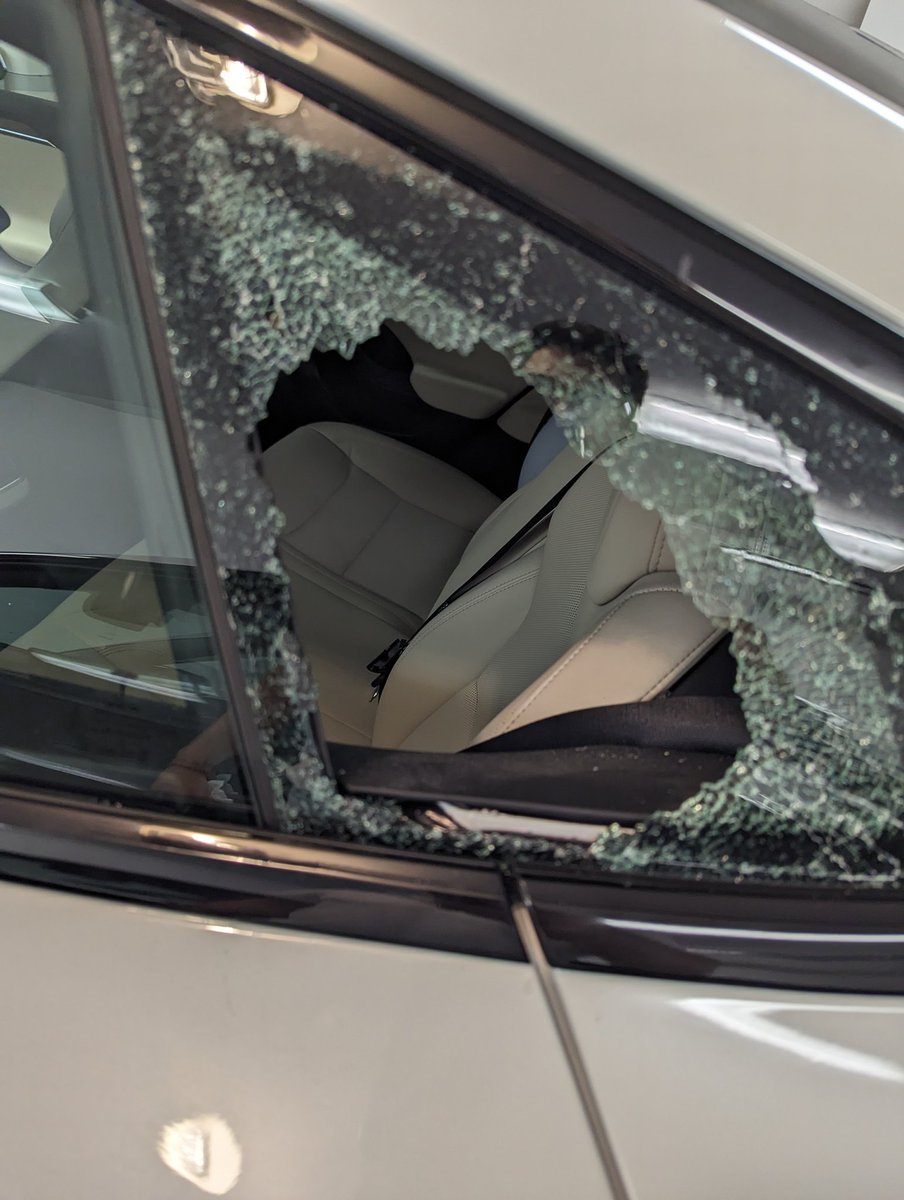 Royal Hansen tweet media