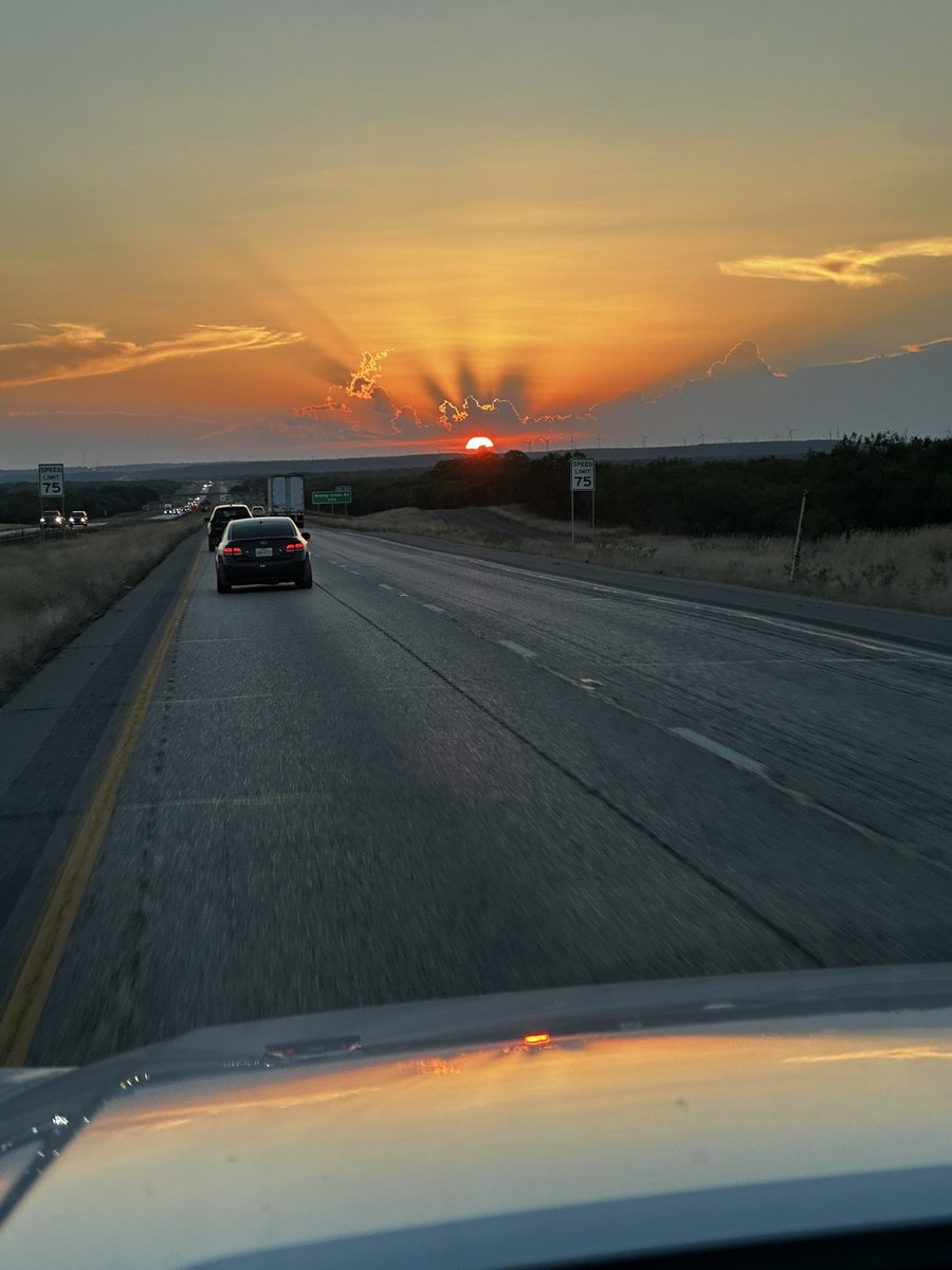 davedeerman's tweet image. 