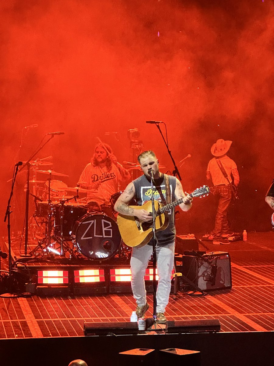 Haley_Matthews5's tweet photo. Hands down the best concert!!@zachlanebryan https://t.co/GB5EQElZ4p