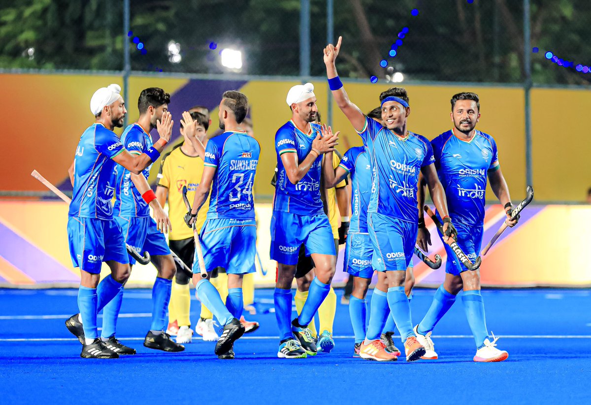 India_AllSports's tweet photo. BIG one later tonight ✨ 
India will take on Malaysia in FINAL of Hockey Asian Champions Trophy. 
⏰ 8.30 PM 
 📺 Star Sports Select, Star Sports First &amp; FanCode. 
#HACT2023 https://t.co/NYDVUvUSCk