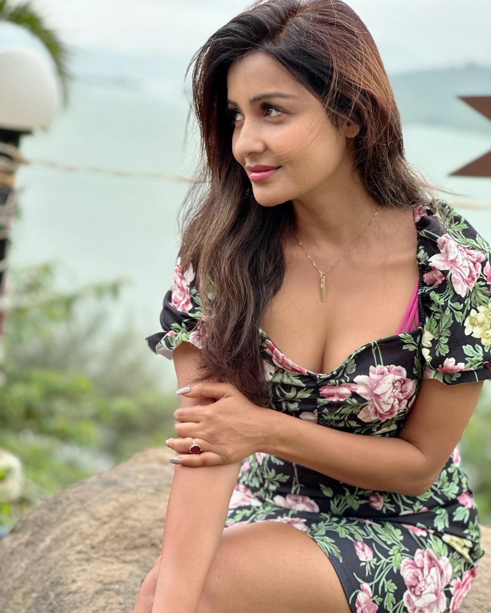 stargallery2020's tweet photo. #ChhavviPandey https://t.co/hUyynSFIG4
