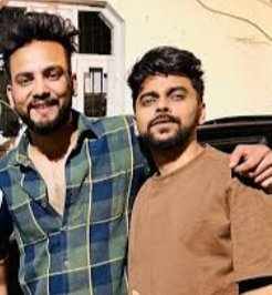 TrueKhabri's tweet photo. Whom will you support ?

#ElvishYadav #LovekeshKataria
Or 
#AbhishekMalhan #NischayMalhan

Retweet                                 Like https://t.co/BOCgOBZung