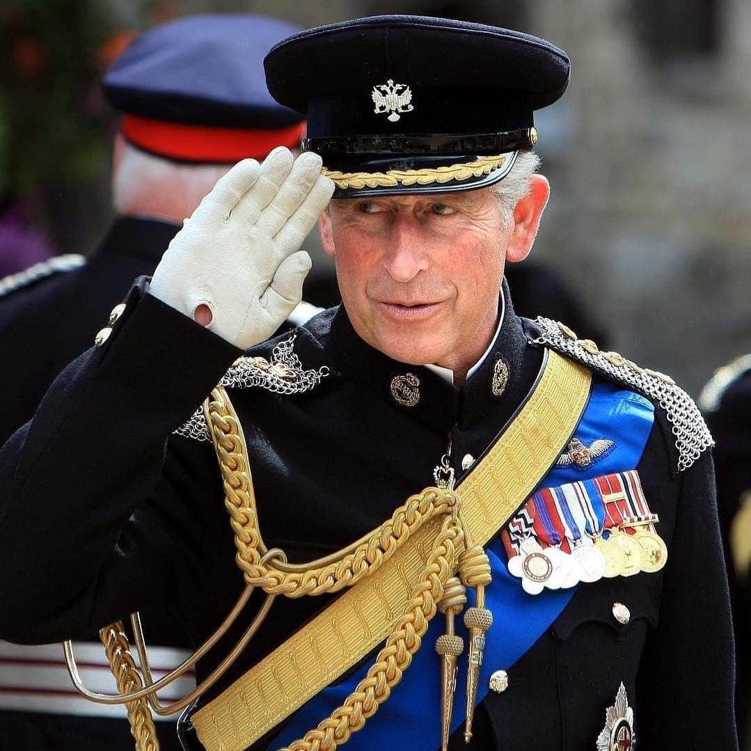 Colonel QDG (@col_qdg) on Twitter photo Thank you to HM The King for the close interest in the well-being and achievements of <a href="/TheWelshCavalry/">1st The Queen’s Dragoon Guards 🏴</a> over the 20 years as our Colonel-in-Chief. Our close connection with him will endure as we serve him diligently and loyally as monarch and Armed Forces Commander-in-Chief. Thank you to HM The King for the close interest in the well-being and achievements of <a href="/TheWelshCavalry/">1st The Queen’s Dragoon Guards 🏴</a> over the 20 years as our Colonel-in-Chief. Our close connection with him will endure as we serve him diligently and loyally as monarch and Armed Forces Commander-in-Chief.