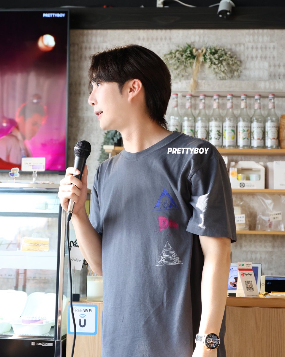 prettyboy_jun's tweet photo. HAPPY JJUNDAY in TOKYO🌸
3일간 많이 찾아와주셔서 고마워요💚
모두에게 행복했던 기억으로 남길 바라며,
저도 덕분에 너무 즐거웠어요❤️
우리 쭌님 다시 한번 생일 축하하고
또 만나요, 우리💛 https://t.co/Bn4FQ4jyMJ