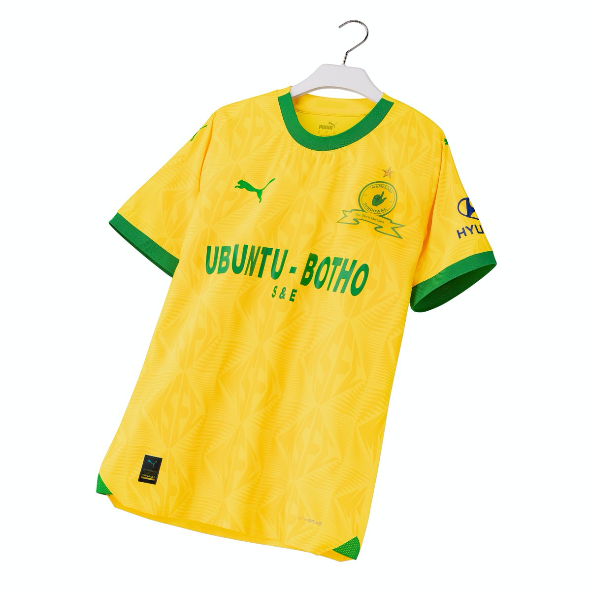 🚨𝗚𝗜𝗩𝗘-𝗔𝗪𝗔𝗬🚨

It's time for our first PUMA give away of one new Mamelodi Sundowns 2023/24 home kit.

𝗛𝗢𝗪 𝗧𝗢 𝗘𝗡𝗧𝗘𝗥?
1️⃣ RT this tweet.
2️⃣ Predict the result for Downs vs Swallows (before 3pm).
3️⃣ Use #PUMAxSundowns x #iDiski.

GOOD LUCK!