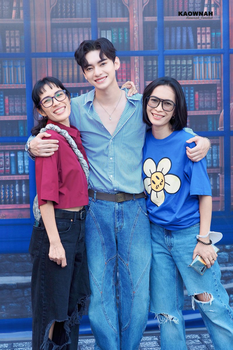 kaownah_fanclub's tweet image. กอนอและสองแม่ที่รักของเค้า ♥︎

ขอบคุณที่ดูแลกอนอของพวกเราเป็นอย่างดีมาตลอดนะคะ 🫶🏻

@kaownah9 @turbomodel_
@padddzzza @pom_boys
#kaownah
#TurboModel
#ก้าวหน้าครับผม
#คนดีของก้าวหน้า