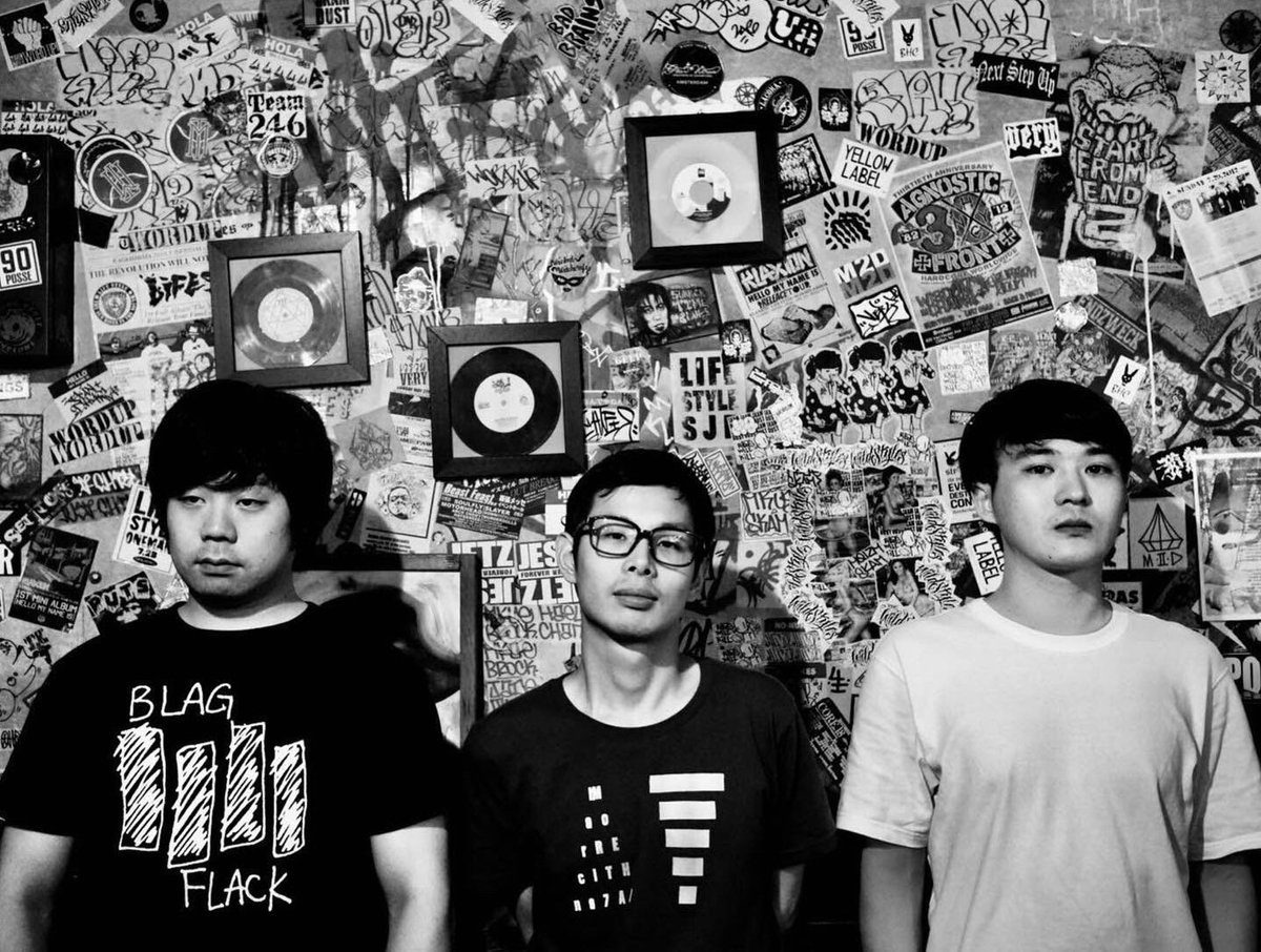 いよいよ明日です。

【ALPACASレコ発高松場所】
8/13(日)
高松TOONICE

鹿児島からNo edge！！そして四国を代表する猛者達🔥
皆さん踊り狂いましょう！

17:30 / 18:00
2,000 / 2,500(+1d)

🔥No edge（鹿児島）
🔥GIVE ME BACK!
🔥kinderwalls
🔥title
🔥ALPACAS

▶️チケットは各バンドまで