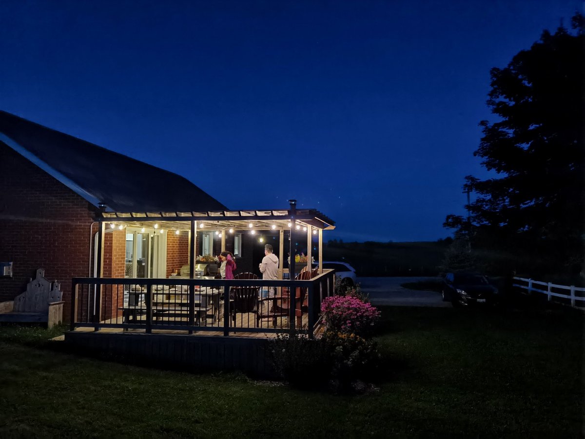 MoVernie's tweet photo. Beautiful evening to enjoy the #cottagecountry + #nature, clear night sky + peace &amp; quiet.

#BBQ on the big deck @CornerCottageON

[SPONSORED]

#CornerCottageGreyCounty #CornerCottage #MarkdaleOntario #Markdale #GreyCounty #MoVernie #SocialMedia

#OntarioCottage #SummerVacation https://t.co/WPNbQ0rhIC
